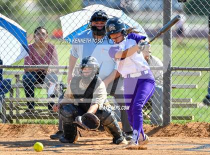 Thumbnail 3 in Warren vs O'Connor photogallery.
