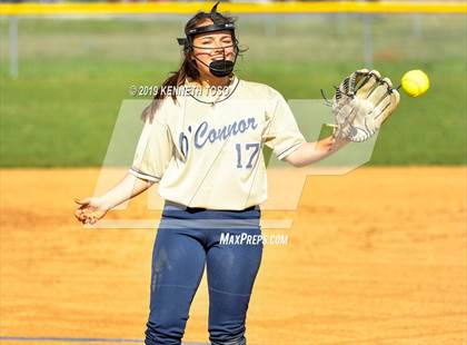 Thumbnail 3 in Warren vs O'Connor photogallery.