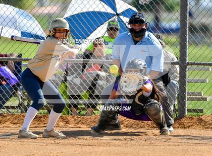Thumbnail 1 in Warren vs O'Connor photogallery.