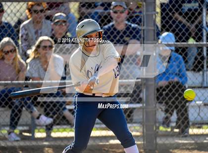 Thumbnail 1 in Warren vs O'Connor photogallery.