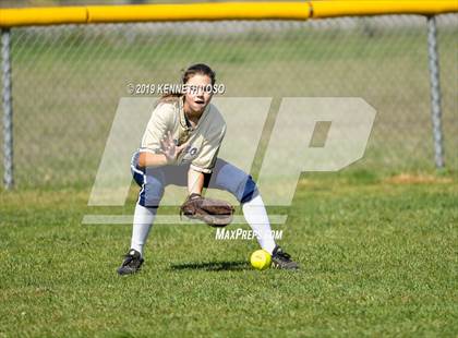 Thumbnail 1 in Warren vs O'Connor photogallery.
