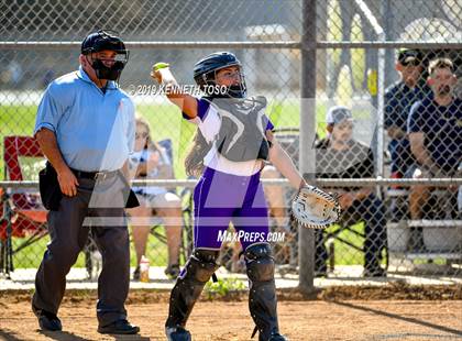 Thumbnail 1 in Warren vs O'Connor photogallery.