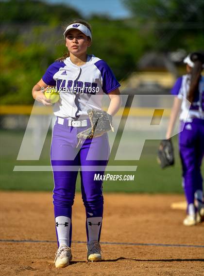 Thumbnail 3 in Warren vs O'Connor photogallery.