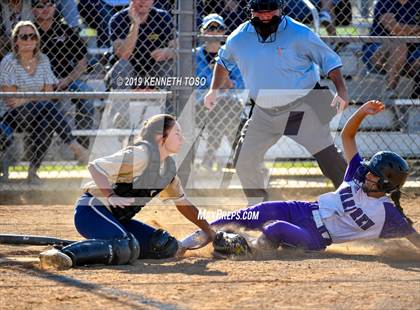 Thumbnail 3 in Warren vs O'Connor photogallery.