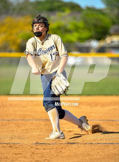 Thumbnail 2 in Warren vs O'Connor photogallery.