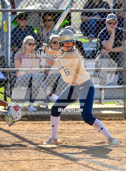 Thumbnail 3 in Warren vs O'Connor photogallery.