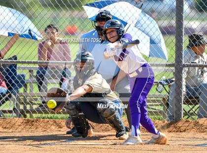 Thumbnail 1 in Warren vs O'Connor photogallery.