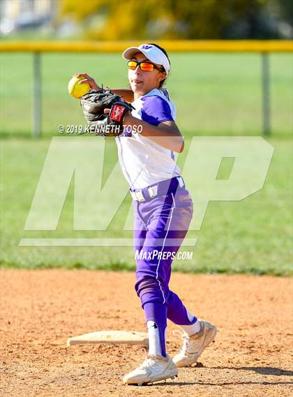 Thumbnail 2 in Warren vs O'Connor photogallery.