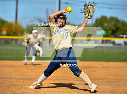 Thumbnail 2 in Warren vs O'Connor photogallery.