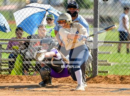 Thumbnail 3 in Warren vs O'Connor photogallery.