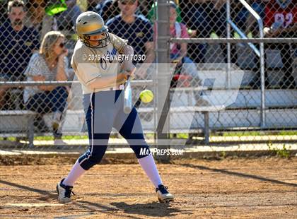 Thumbnail 2 in Warren vs O'Connor photogallery.