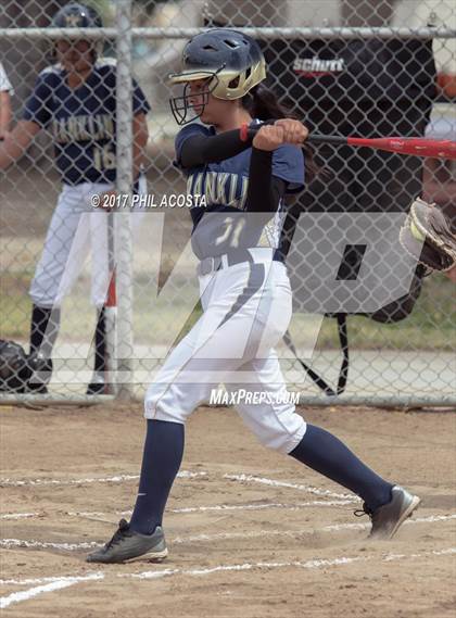 Thumbnail 2 in Lincoln vs Franklin photogallery.
