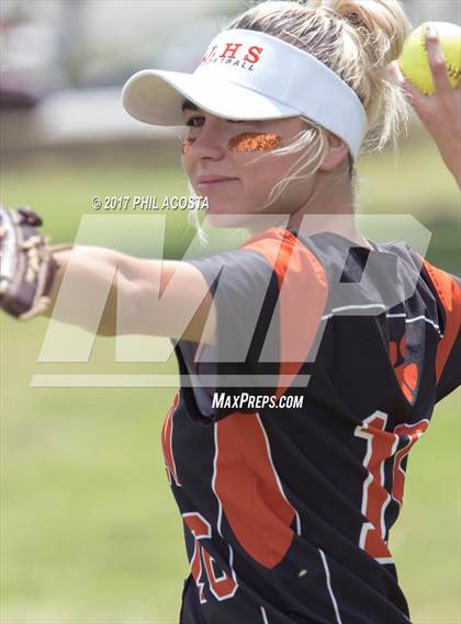 Thumbnail 3 in Lincoln vs Franklin photogallery.