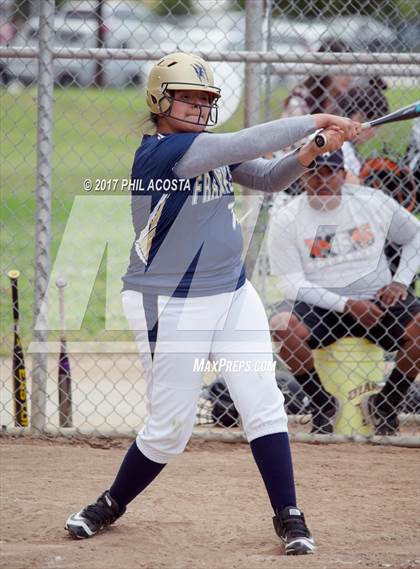 Thumbnail 2 in Lincoln vs Franklin photogallery.