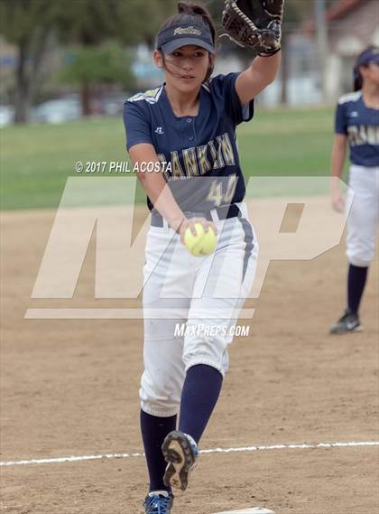 Thumbnail 3 in Lincoln vs Franklin photogallery.