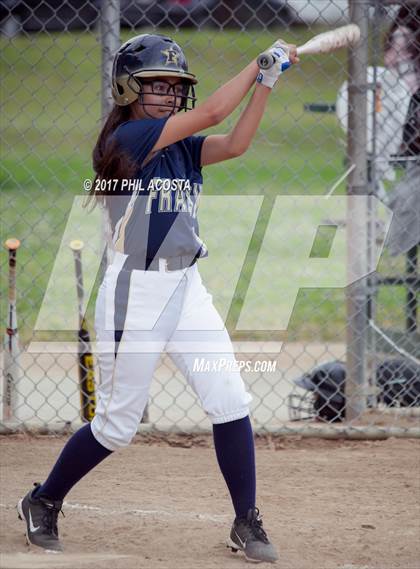 Thumbnail 1 in Lincoln vs Franklin photogallery.
