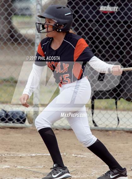 Thumbnail 2 in Lincoln vs Franklin photogallery.