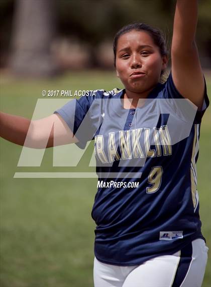 Thumbnail 3 in Lincoln vs Franklin photogallery.