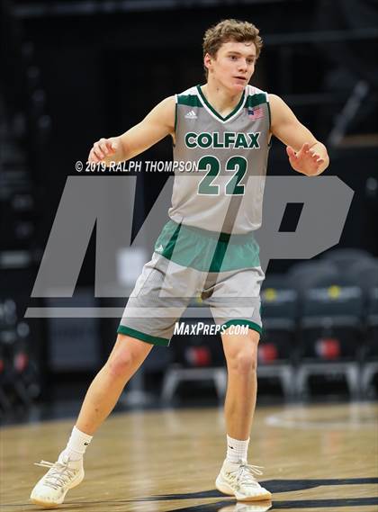 Thumbnail 1 in Colfax vs. Woodland (@ Golden One) photogallery.