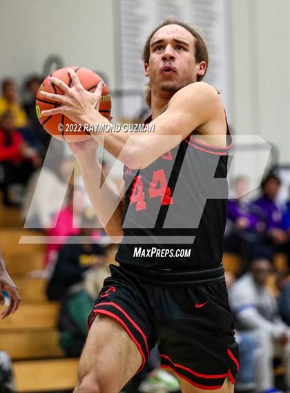 Thumbnail 1 in Centennial vs. Lemoore photogallery.