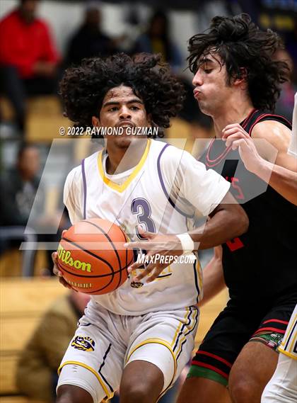 Thumbnail 1 in Centennial vs. Lemoore photogallery.
