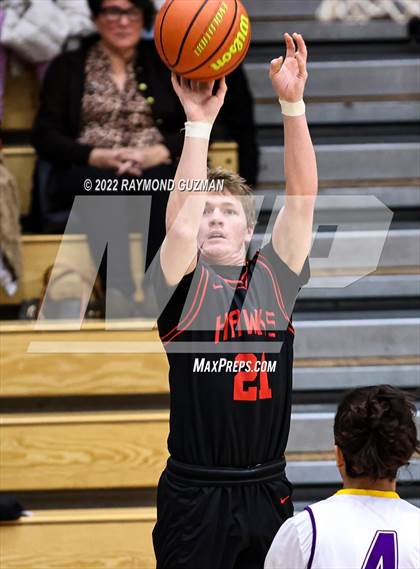 Thumbnail 2 in Centennial vs. Lemoore photogallery.