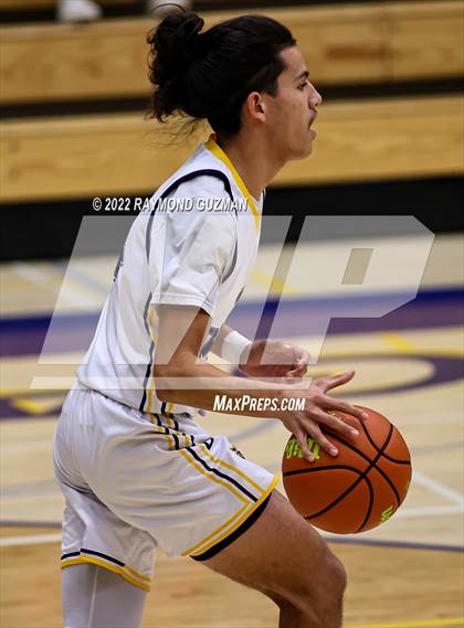 Thumbnail 1 in Centennial vs. Lemoore photogallery.