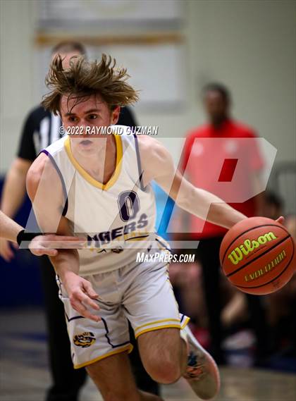 Thumbnail 3 in Centennial vs. Lemoore photogallery.