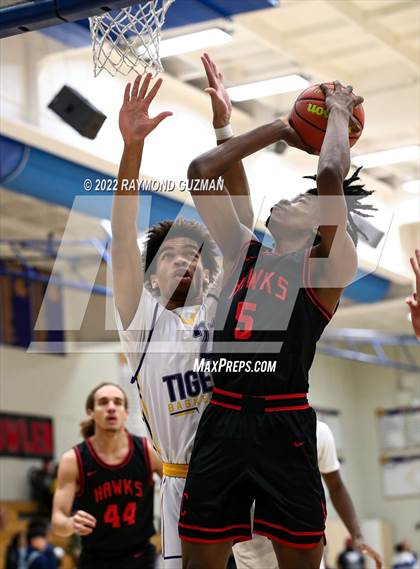 Thumbnail 3 in Centennial vs. Lemoore photogallery.