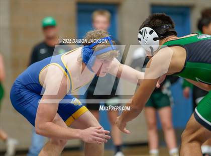 Thumbnail 2 in JV: Pahranagat Valley @ Virgin Valley (Duels @ Moapa Valley) photogallery.