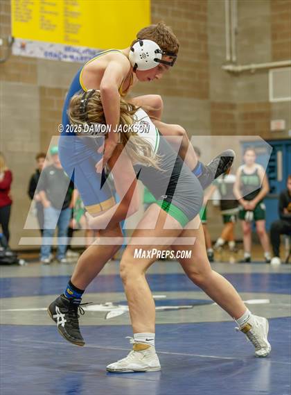 Thumbnail 3 in JV: Pahranagat Valley @ Virgin Valley (Duels @ Moapa Valley) photogallery.