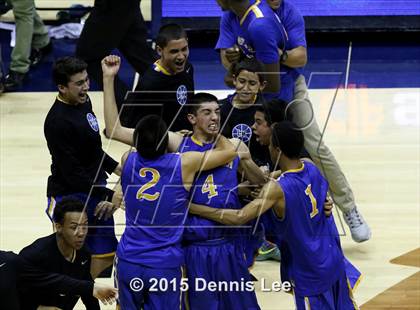 Thumbnail 2 in Archbishop Mitty vs. La Mirada (CIF State D2 Final) photogallery.