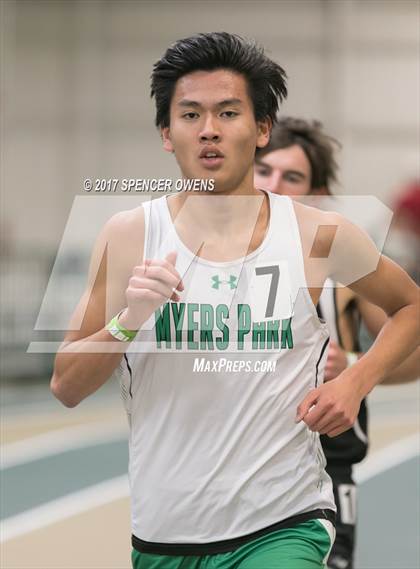 Thumbnail 3 in NC Runners Holiday Invitational photogallery.