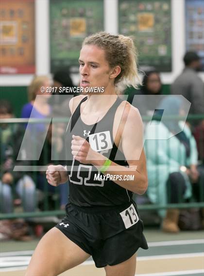 Thumbnail 2 in NC Runners Holiday Invitational photogallery.