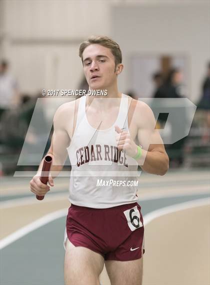 Thumbnail 2 in NC Runners Holiday Invitational photogallery.