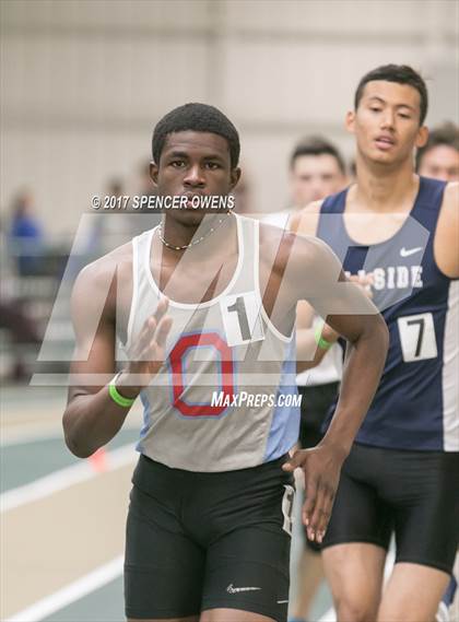 Thumbnail 2 in NC Runners Holiday Invitational photogallery.