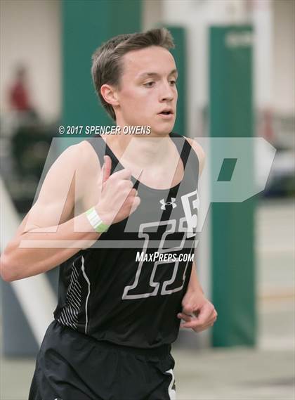 Thumbnail 2 in NC Runners Holiday Invitational photogallery.