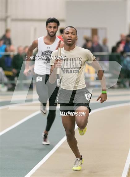 Thumbnail 3 in NC Runners Holiday Invitational photogallery.