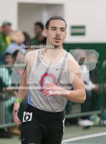 Thumbnail 2 in NC Runners Holiday Invitational photogallery.