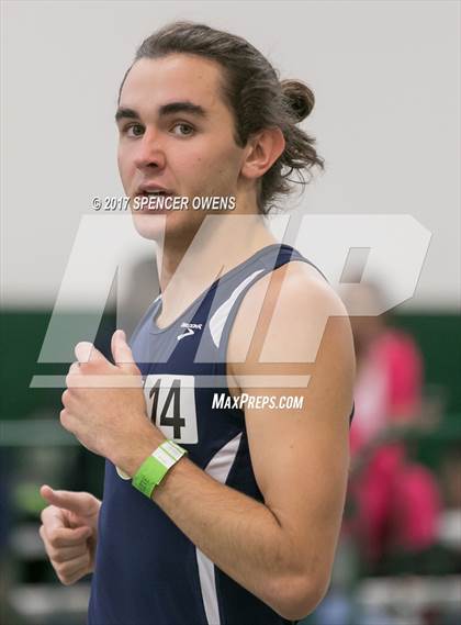 Thumbnail 3 in NC Runners Holiday Invitational photogallery.