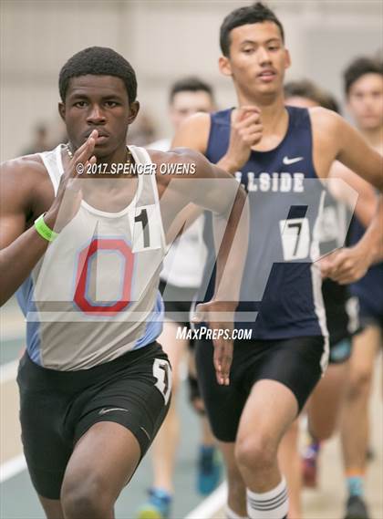Thumbnail 3 in NC Runners Holiday Invitational photogallery.
