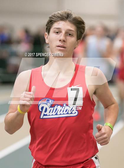 Thumbnail 3 in NC Runners Holiday Invitational photogallery.