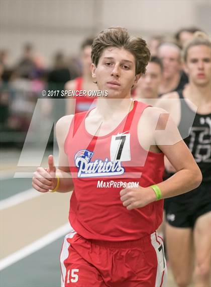 Thumbnail 2 in NC Runners Holiday Invitational photogallery.