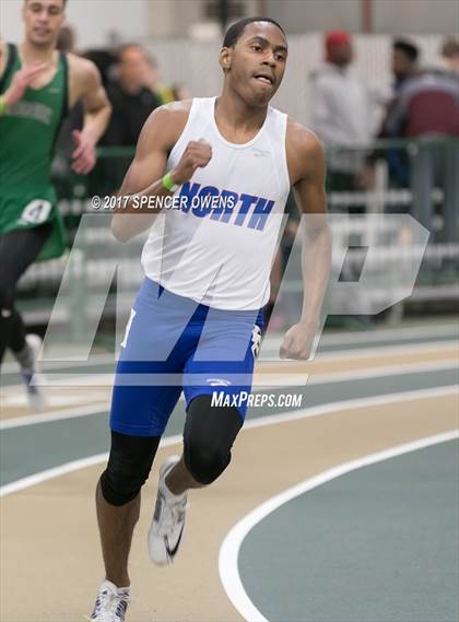 Thumbnail 3 in NC Runners Holiday Invitational photogallery.