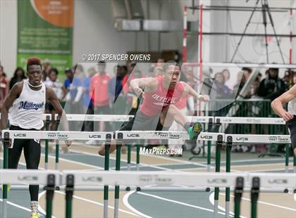 Thumbnail 3 in NC Runners Holiday Invitational photogallery.