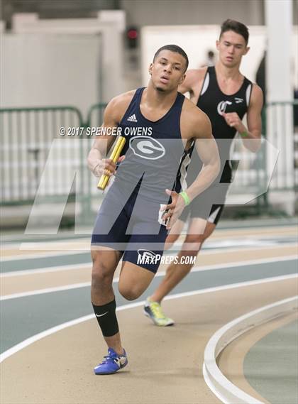 Thumbnail 2 in NC Runners Holiday Invitational photogallery.