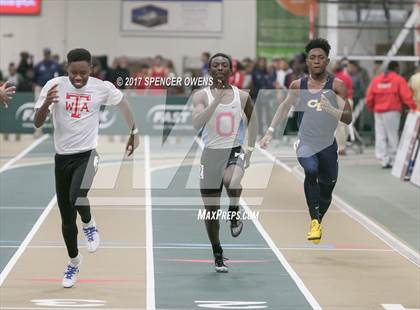 Thumbnail 1 in NC Runners Holiday Invitational photogallery.