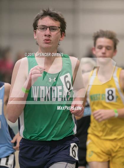 Thumbnail 1 in NC Runners Holiday Invitational photogallery.