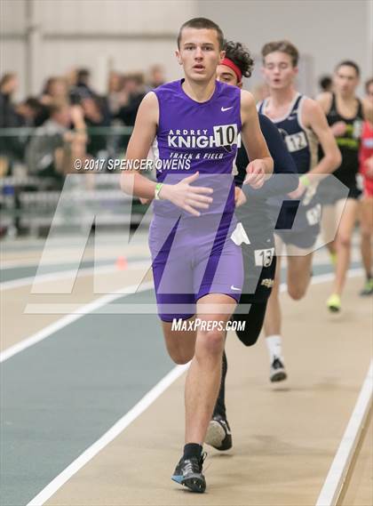 Thumbnail 2 in NC Runners Holiday Invitational photogallery.