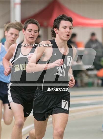 Thumbnail 1 in NC Runners Holiday Invitational photogallery.